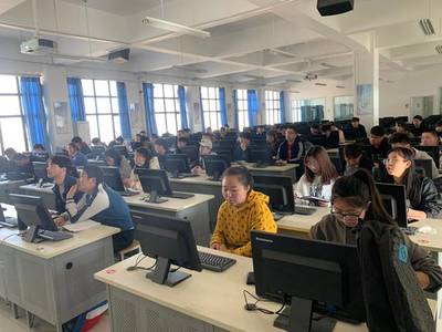 計(jì)算機(jī)與通信學(xué)院成功舉辦2021年3月全國計(jì)算機(jī)等級(jí)考試電腦動(dòng)畫設(shè)計(jì)培訓(xùn)班